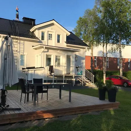 Moderni Talo Tornion Keskustassa Tornio