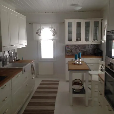 Moderni Talo Tornion Keskustassa Villa