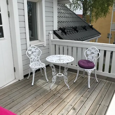 Moderni Talo Tornion Keskustassa Villa *