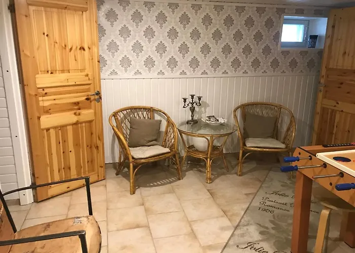 Villa Moderni Talo Tornion Keskustassa Tornio